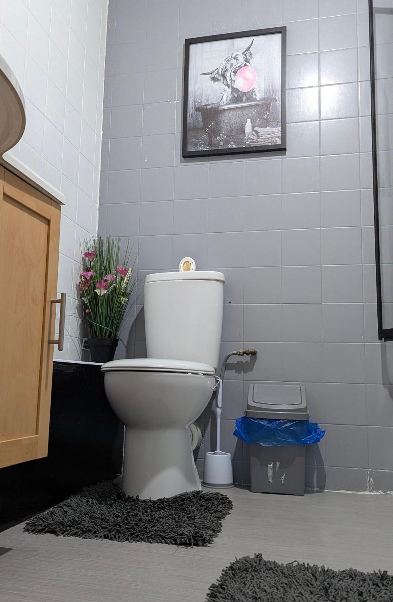 Homely Apartment In The Heart Of Town Centre - Sleeps 6 본머스 외부 사진